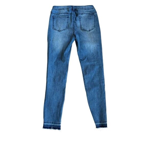 Girls Blue Denim Jeans Jeggings Bundle Set 2PC Embroidered Floral Patches 14 XL - Picture 3 of 10